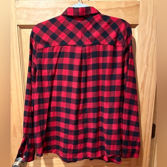 Maurices L Red and Black Button-Down Flannel Shirt women’s - Picture 2 of 8